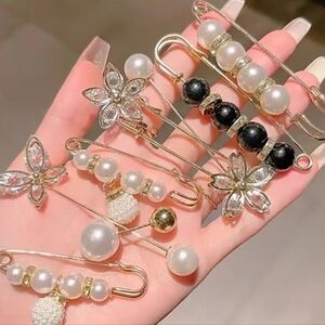 6pc Pc Mystery PIN BROOCH BUNDLE VARIOUS STYLES Brooch Collection